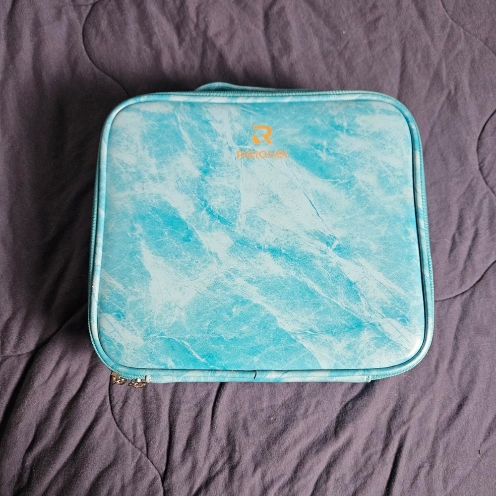 Relavel Travel Makeup Train Case Makeup Cosmetic Case Organizer